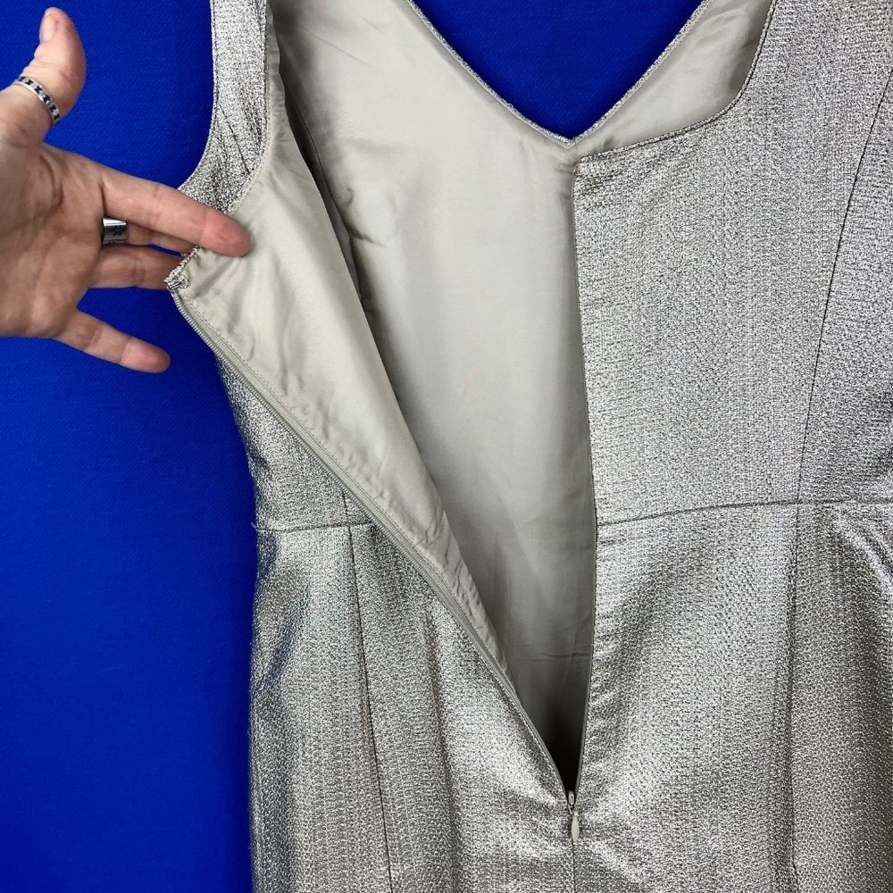 👗🔱|•LAFAYETTE 148 NEW YORK•| Lois Ceremonial Metallic Sleeveless A-Line Dr… - Picture 8 of 15